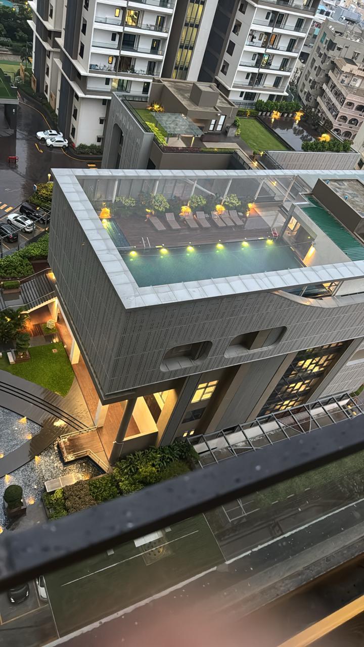 3 BHK + Pooja Room,Servant Room Apartment For Rent in Aparna One