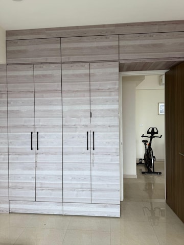 Room in 2 BHK Apartment at L&T Crescent Bay T2, Parel – for Rent