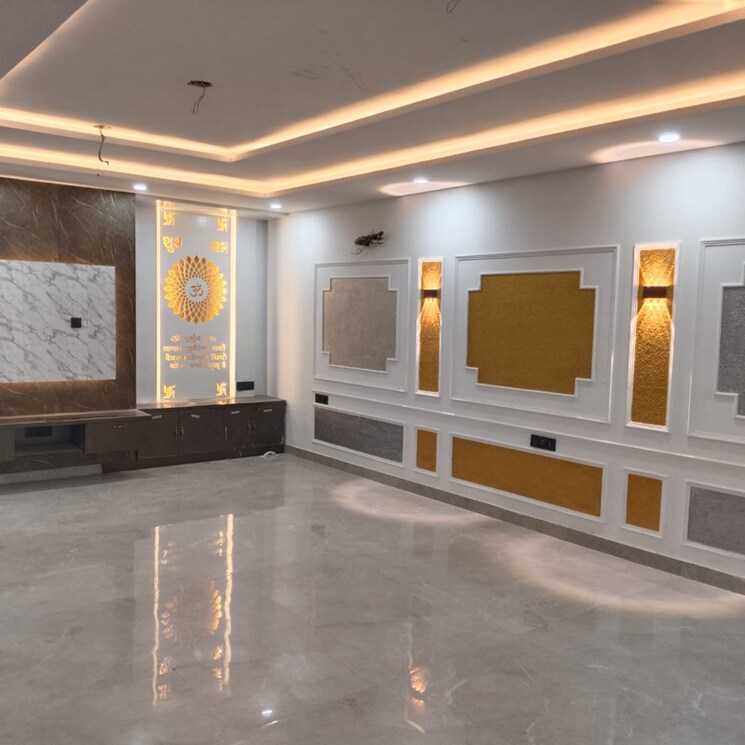 Room, sector 81 3 Bedroom 153 Sq.Yd. Builder Floor In Sector 81 Faridabad 9188613