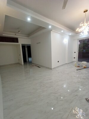 Room in 3 BHK Apartment at Rani Aakriti Shantiniketan, Sector 143 – for Sale