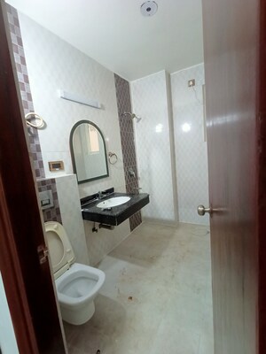 Bathroom in 3 BHK Apartment at Rani Aakriti Shantiniketan, Sector 143 – for Sale