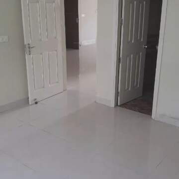 Room in 1 BHK Apartment at Sector 82 – for Sale