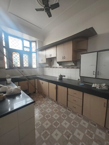 Kitchen in 2 BHK Builder Floor at RWA Apartments Sector 41, Sector 41 – for Rent