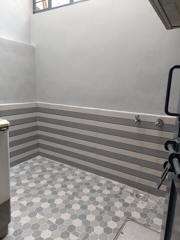 Washroom in 2 BHK Builder Floor at Sector 52 – for Rent