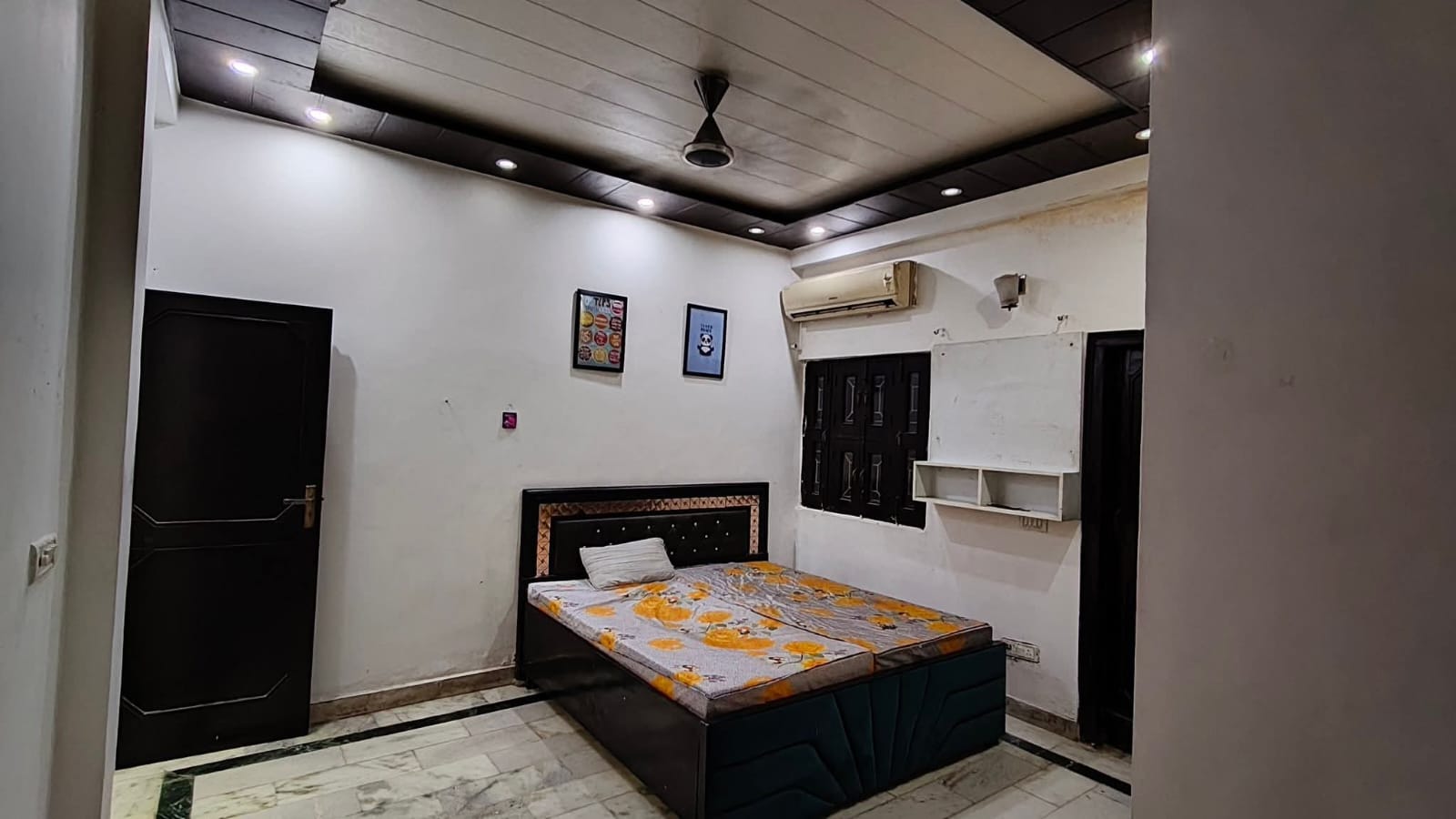 1 BHK Builder Floor For Rent in Saket