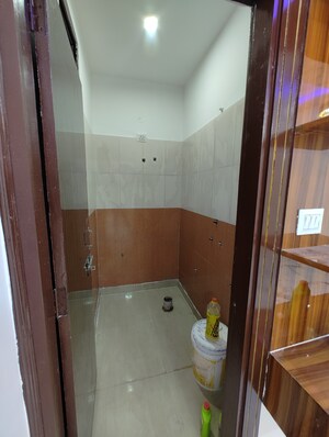 Washroom in 2 BHK Builder Floor at Dlf Ankur Vihar – for Sale