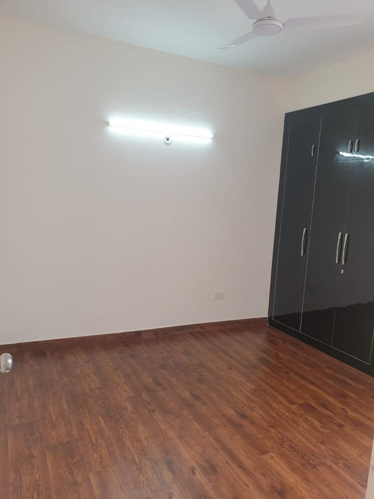 Room, rani-aakriti-shantiniketan 2 Bedroom 1350 Sq.Ft. Apartment In Sector 143 Noida 9188742