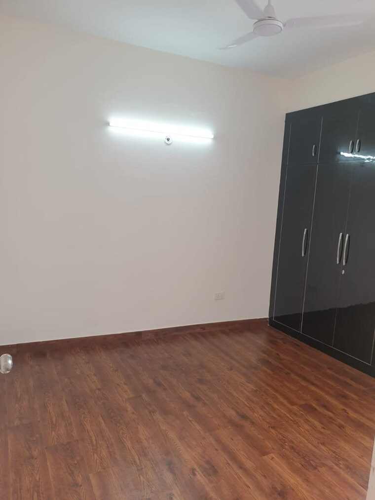 Room, rani-aakriti-shantiniketan 2 Bedroom 1350 Sq.Ft. Apartment In Sector 143 Noida 9188742