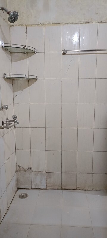 Bathroom in 1 BHK Builder Floor at Sector 52 – for Sale