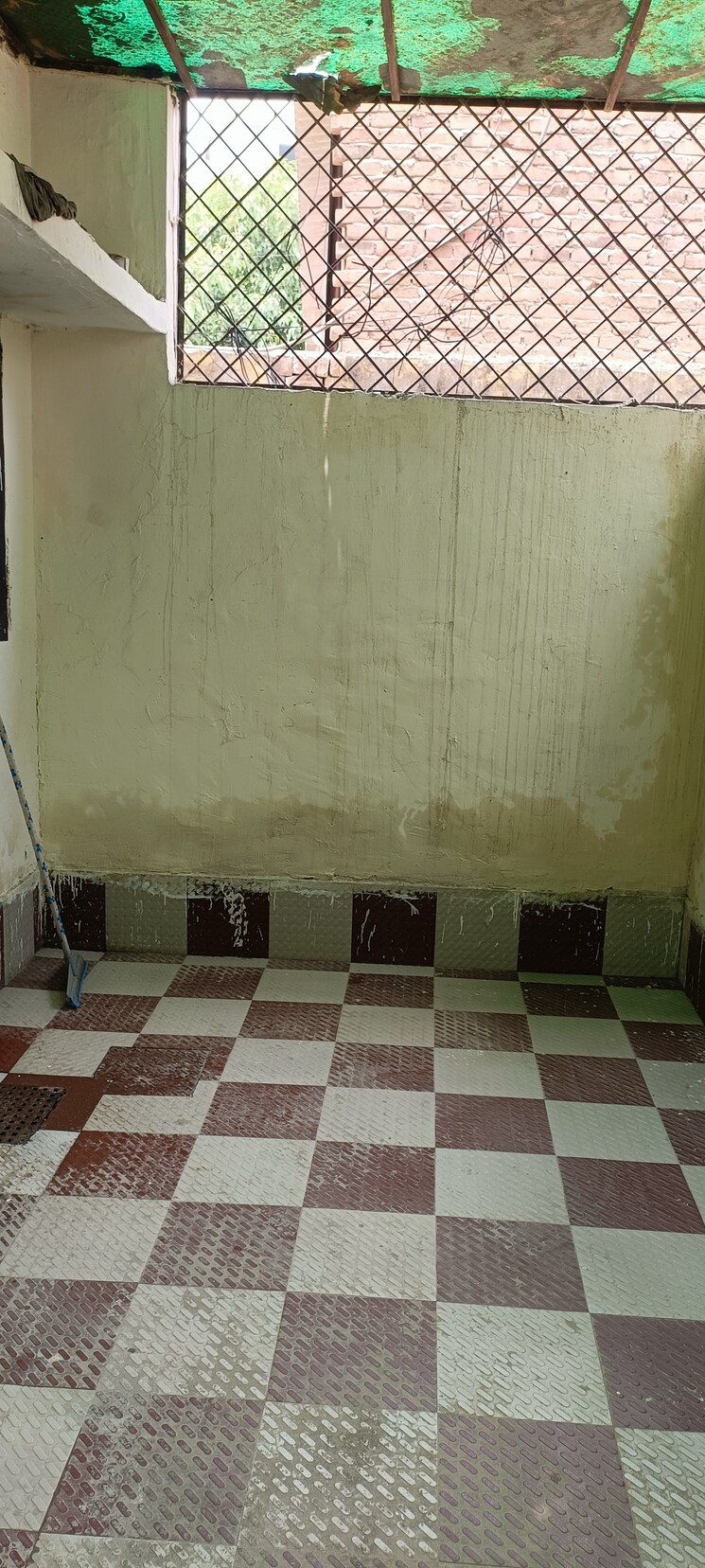 Balcony, sector 52 1 Bedroom 472 Sq.Ft. Builder Floor In Sector 52 Gurgaon 9188769