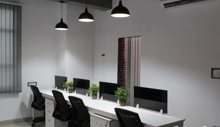 Team Area, shivajinagar Commercial Office Space 2800 Sq.Ft. In Shivajinagar Pune 9188762