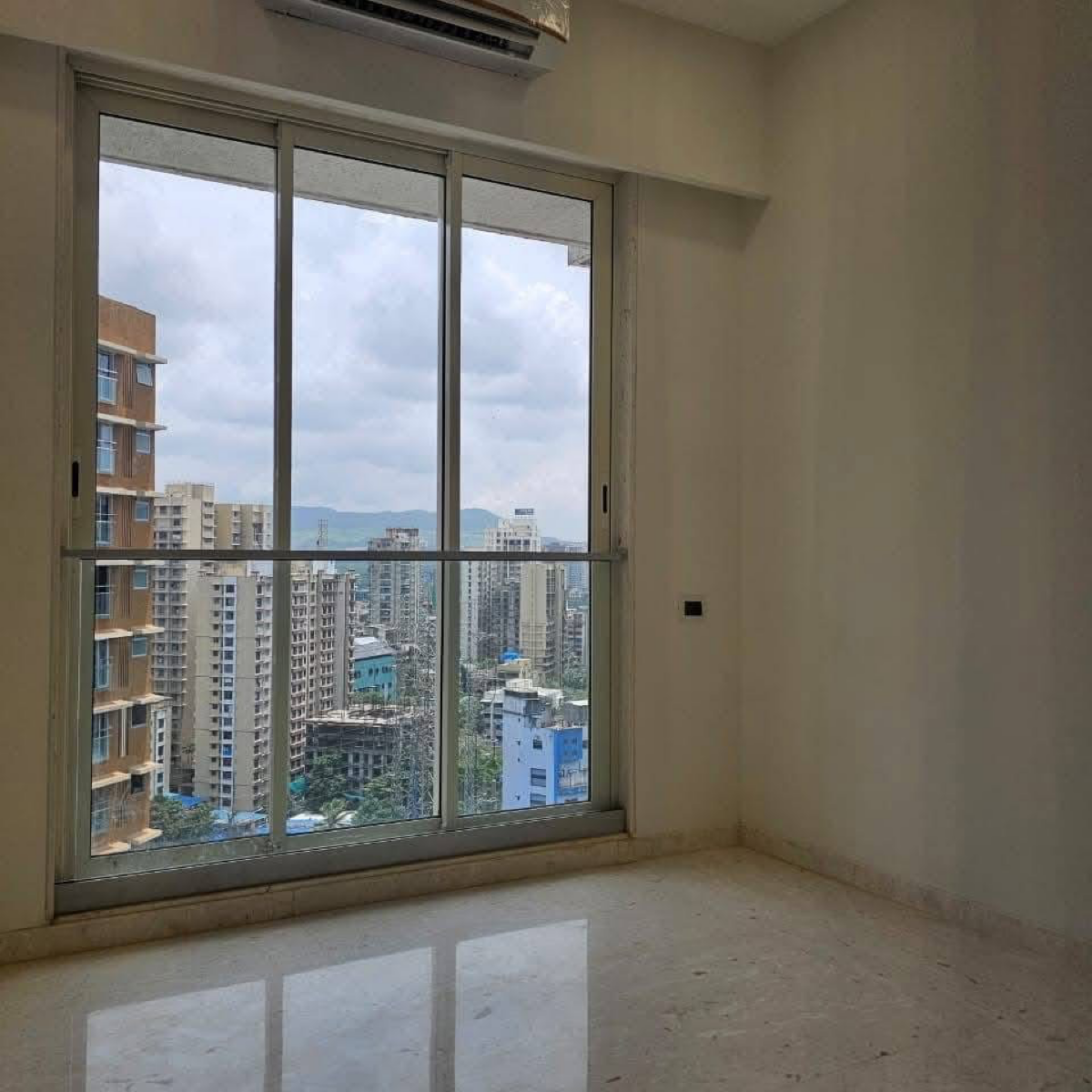 3 BHK Apartment For Rent in Ekta Tripolis