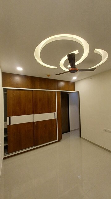 Furnished Amenities in 2 BHK Apartment at Paranjape Trident Towers, Wakad – for Rent