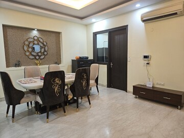Parking in 3 BHK Builder Floor at Kohli One Malibu Town, Sector 47 – for Sale