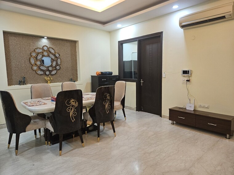  Parking, kohli-one-malibu-town 3 Bedroom 240 Sq.Yd. Builder Floor In Sector 47 Gurgaon 9188757