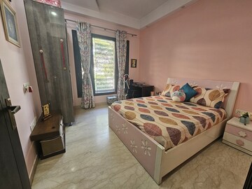 Bedroom in 3 BHK Builder Floor at Kohli One Malibu Town, Sector 47 – for Sale