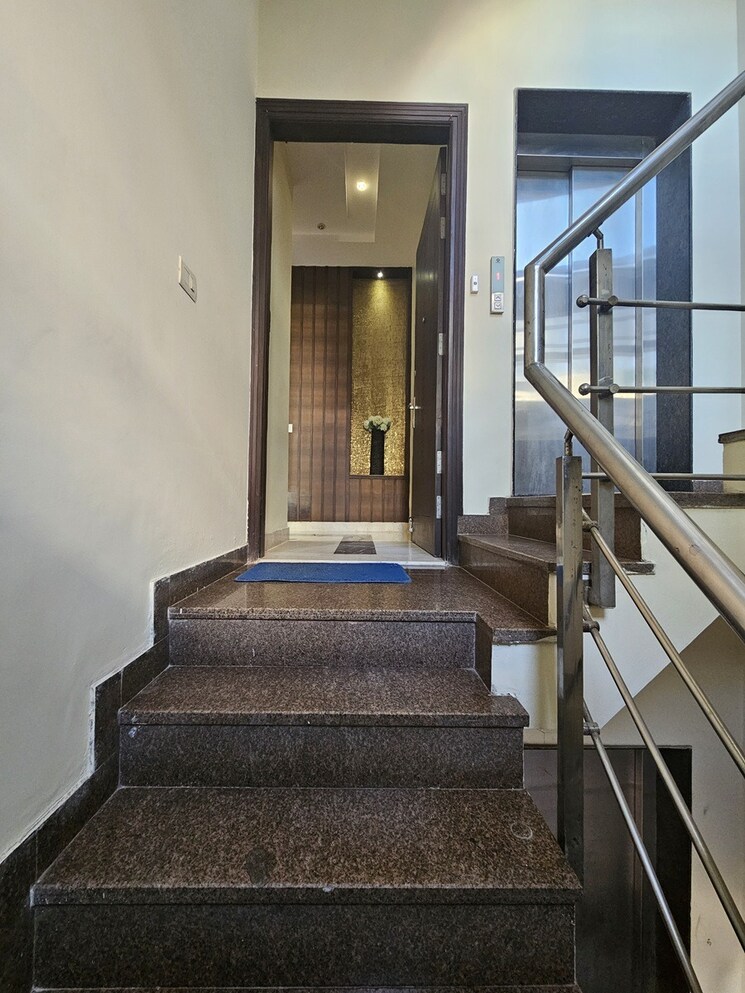 undefined, kohli-one-malibu-town 3 Bedroom 240 Sq.Yd. Builder Floor In Sector 47 Gurgaon 9188757