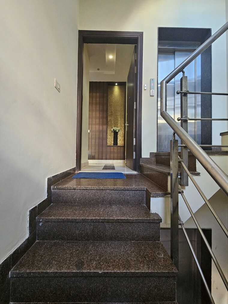 undefined, kohli-one-malibu-town 3 Bedroom 240 Sq.Yd. Builder Floor In Sector 47 Gurgaon 9188757