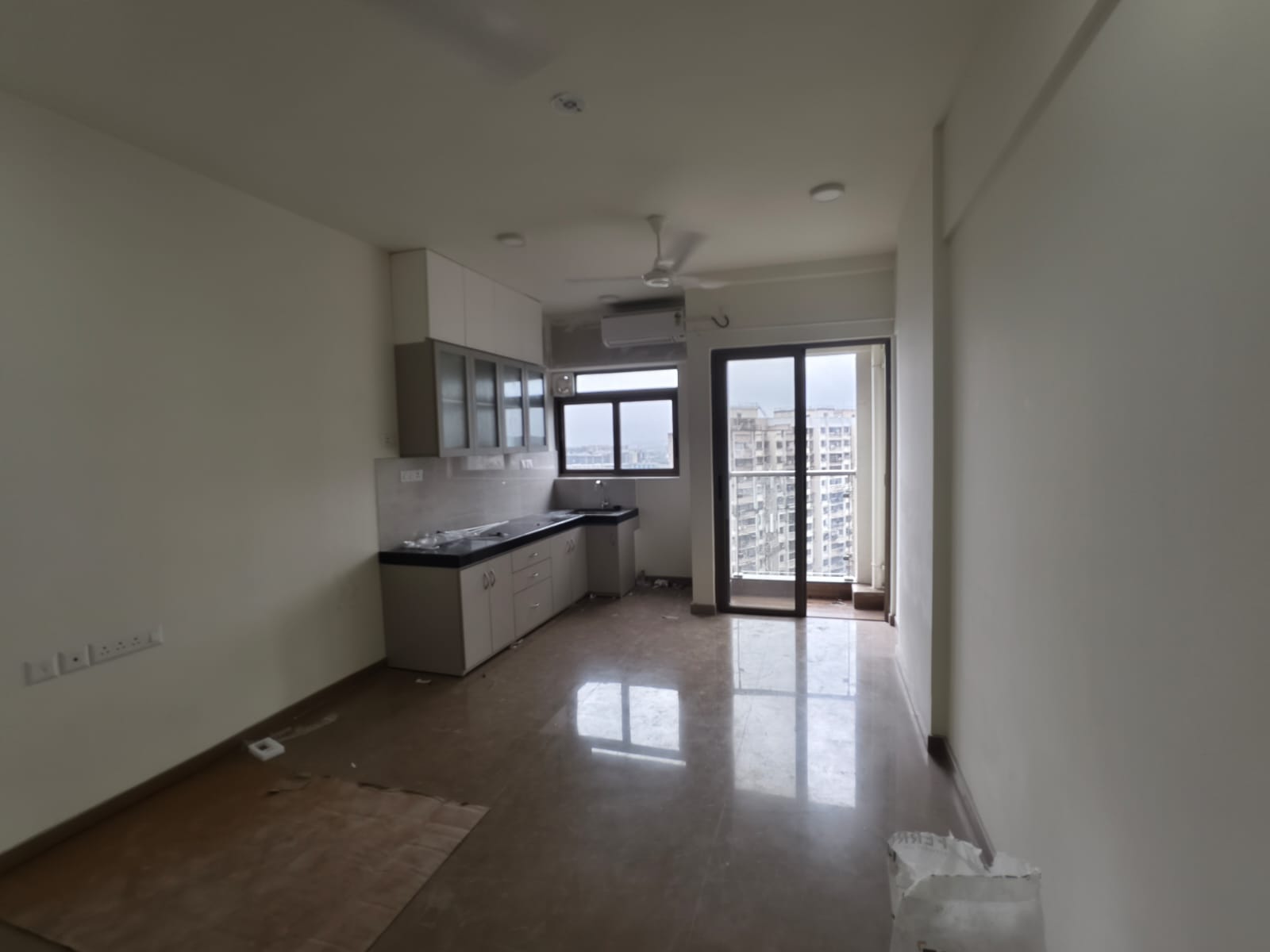 1 BHK Apartment For Rent in Greenwoods CHS