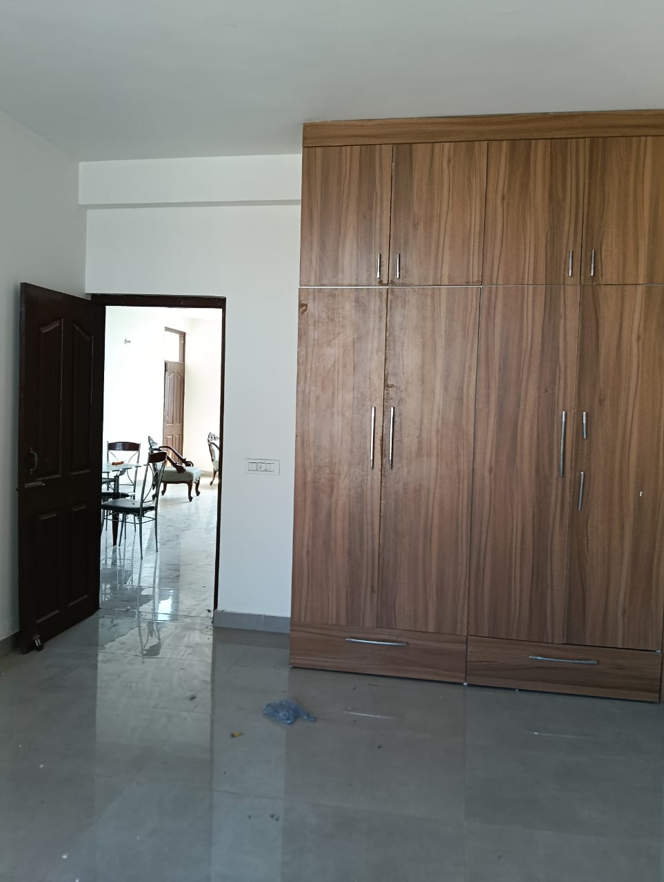 3 BHK + Extra Room Apartment For Rent in Pir Machalla