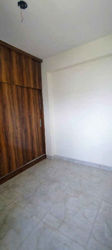 Room in 3 BHK Apartment at Sarvome Shree Homes, Sector 45 – for Rent