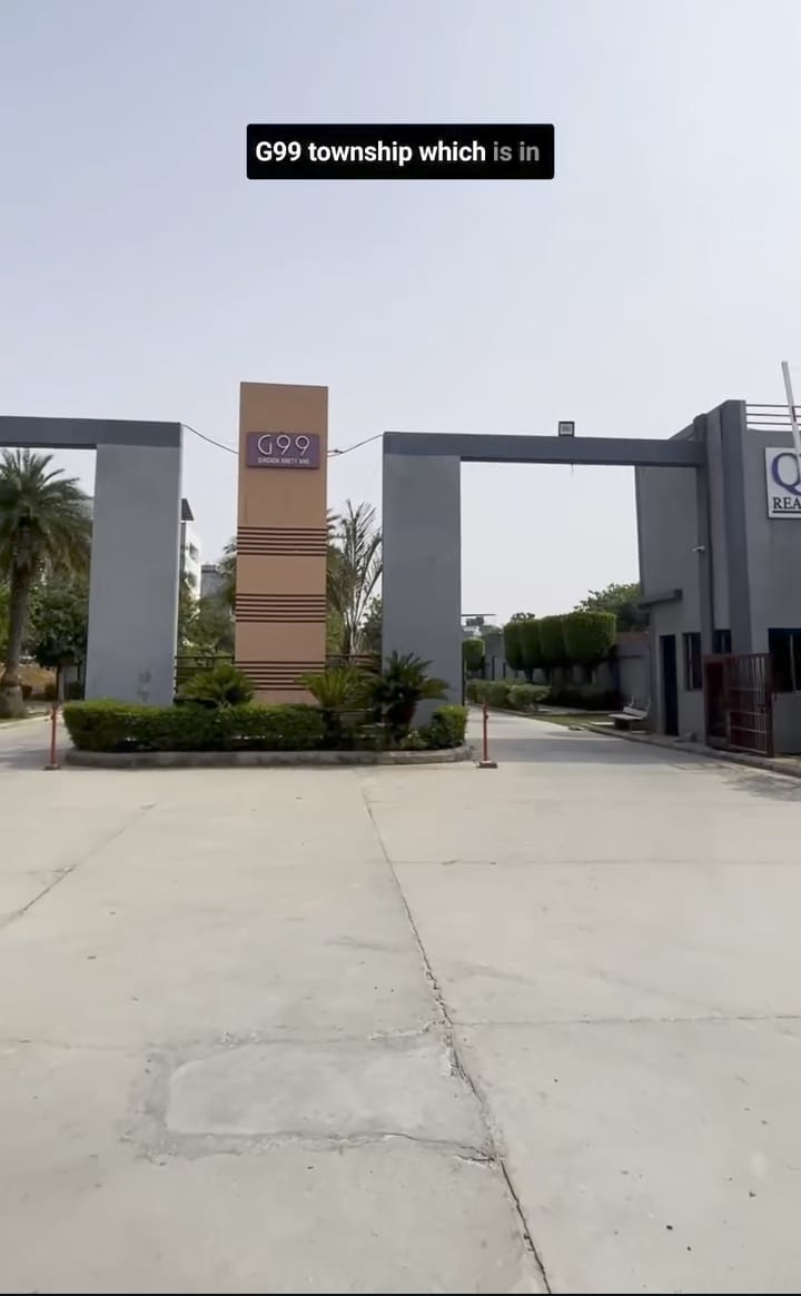 Plot For Sale in Uppal Gurgaon 99