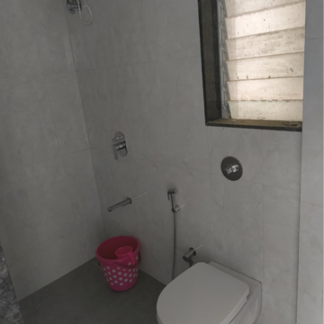 Bathroom in 1 BHK Apartment at Dindoshi Onkar CHS, Malad East – for Rent