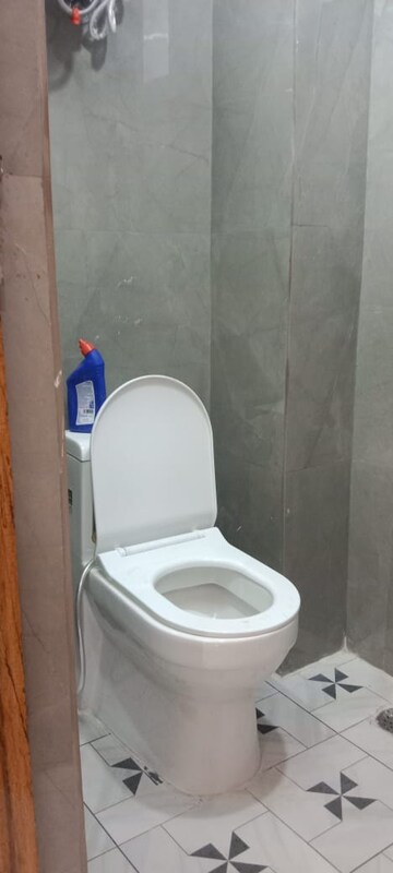 Bathroom in 2 BHK Builder Floor at Saket – for Rent