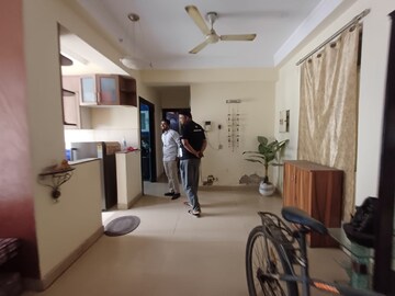 Gym in 3 BHK Apartment at Amrapali Platinum, Sector 119 – for Sale