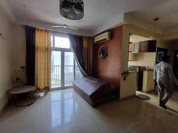 Living Room in 3 BHK Apartment at Amrapali Platinum, Sector 119 – for Sale