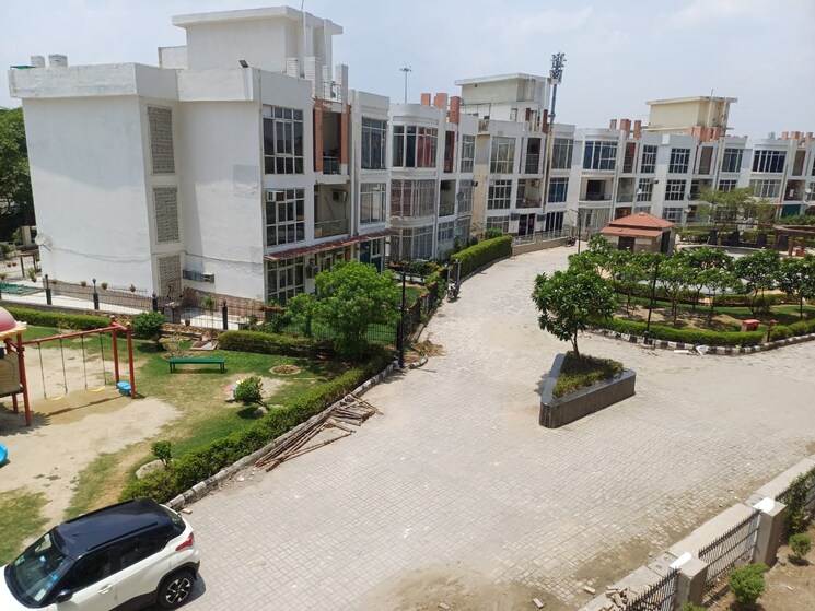 Exterior View, amrapali-platinum 3 Bedroom 1495 Sq.Ft. Apartment In Sector 119 Noida 9188974