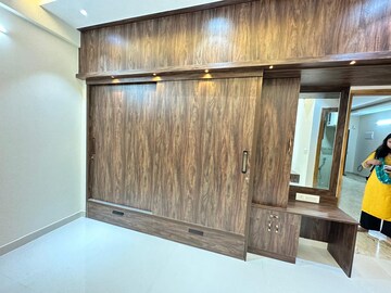 Room in 3 BHK Apartment at Zs V1 Gardenz, Benson Town – for Rent