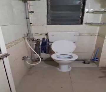 Bathroom in 1 BHK Apartment at Dadar East – for Rent