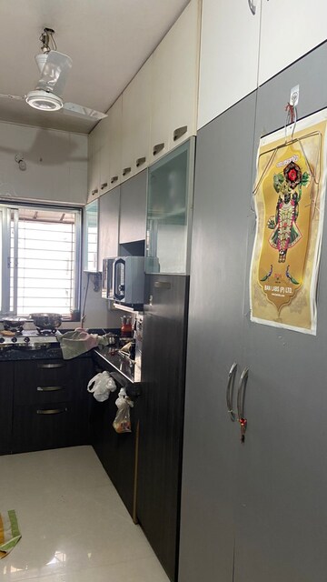 Parking in 1 BHK Apartment at Kamala Ashish Tower, Kandivali West – for Rent