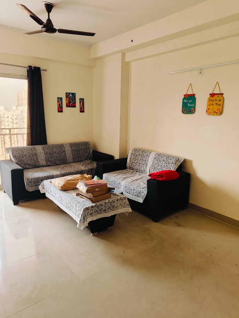 Living Room, sector 75 3.5 Bedroom 1800 Sq.Ft. Apartment In Sector 75 Noida 9189009