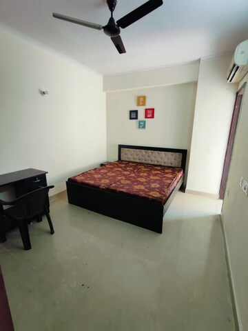Bedroom in 3.5 BHK Apartment at Sector 75 – for Rent