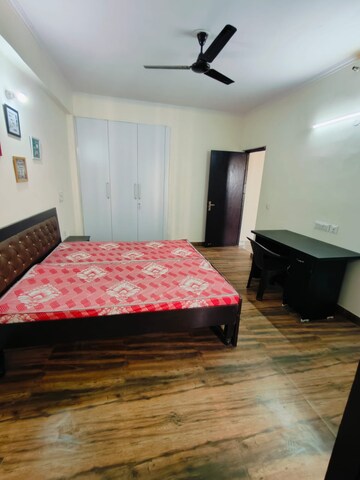 Bedroom in 3.5 BHK Apartment at Sector 75 – for Rent