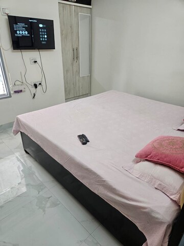 Bedroom in 2 BHK Builder Floor at Patel Nagar – for Rent