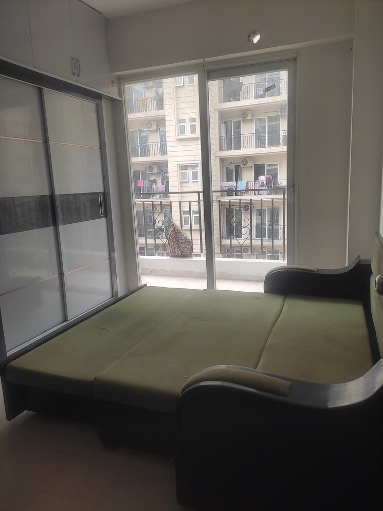 Kitchen, signature-global-park-4-and-5 3 Bedroom 1120 Sq.Ft. Apartment In Sohna Sector 36 Gurgaon 9189013