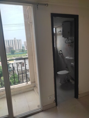 Furnished Amenities in 3 BHK Apartment at Signature Global Park 4 and 5, Sohna Sector 36 – for Rent