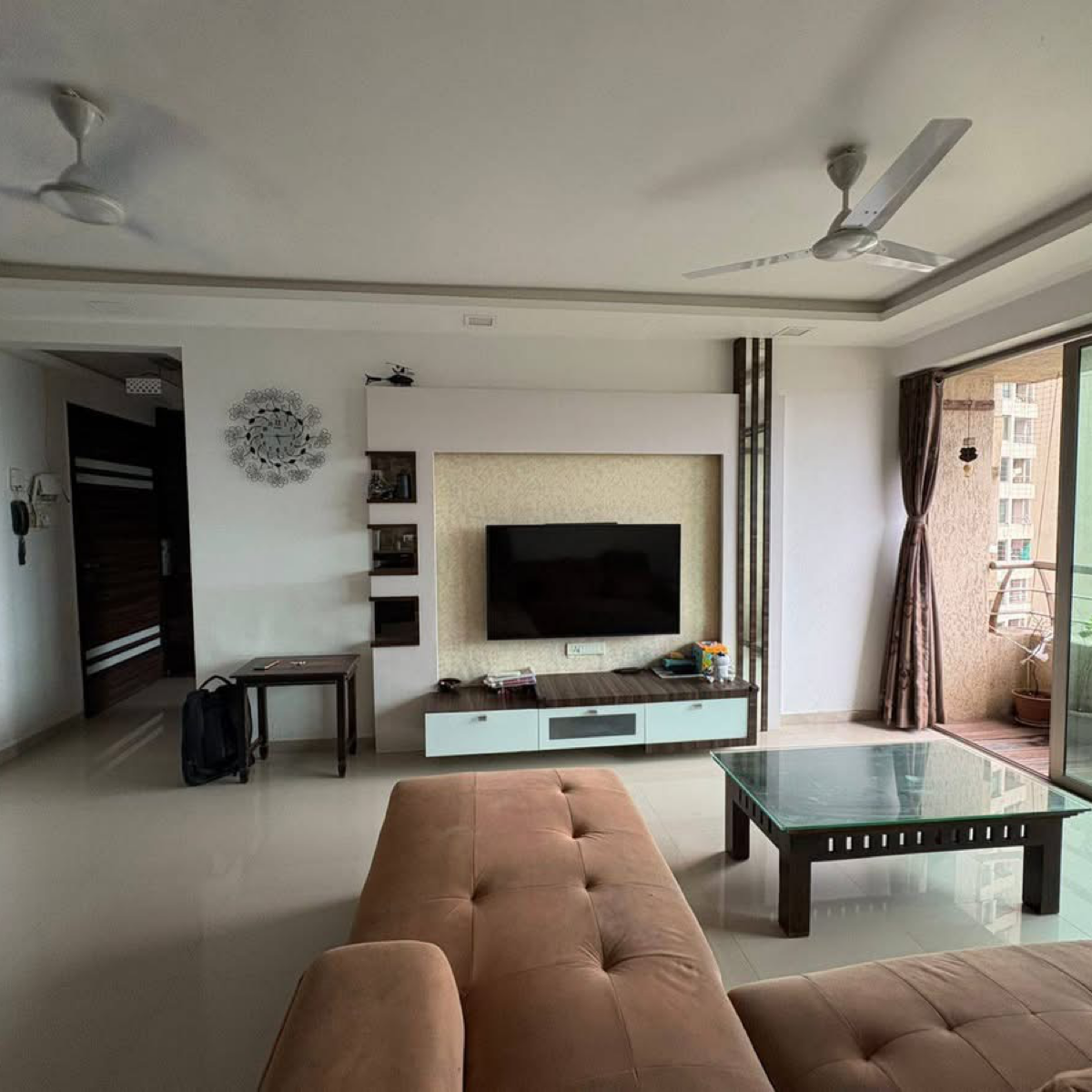 3 BHK 1377 Sq.Ft. Apartment in Oberoi Realty Splendor
