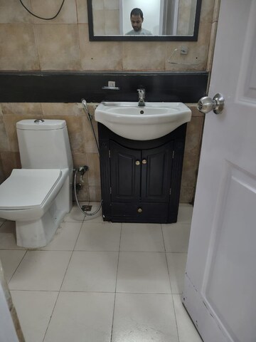 Bathroom in 3 BHK Builder Floor at Patel Nagar – for Rent