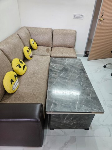 Furnished Amenities in 3 BHK Builder Floor at Patel Nagar – for Rent