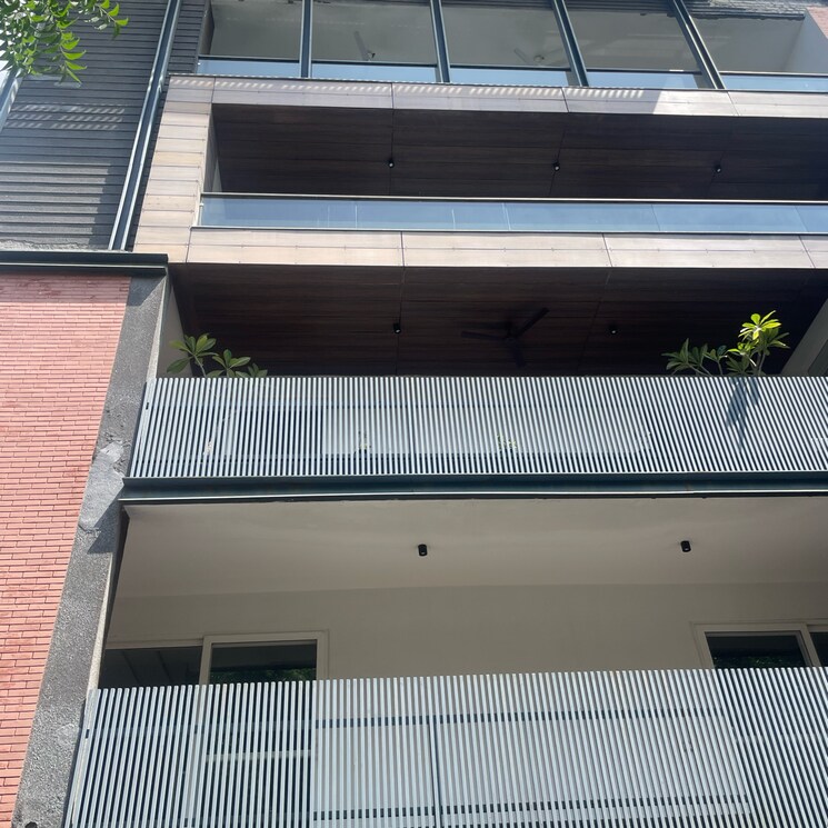 Exterior View, sushant lok i 4 Bedroom 418 Sq.Yd. Builder Floor In Sushant Lok I Gurgaon 9189038