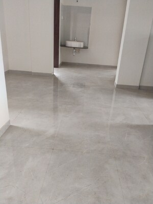 Room in 2.5 BHK Apartment at Haardhik Residency Bhusari Colony, Kothrud – for Sale