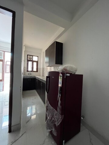 Building Lobby in 1 BHK Builder Floor at Saket – for Rent