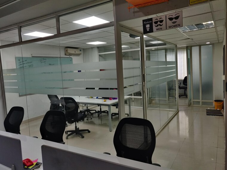Team Area, viman nagar Commercial Office Space 3200 Sq.Ft. In Viman Nagar Pune 9189028