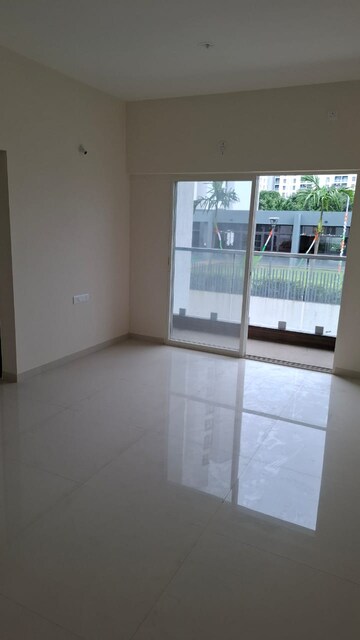 Room in 2 BHK Apartment at Kumar Megapolis, Hinjewadi – for Rent