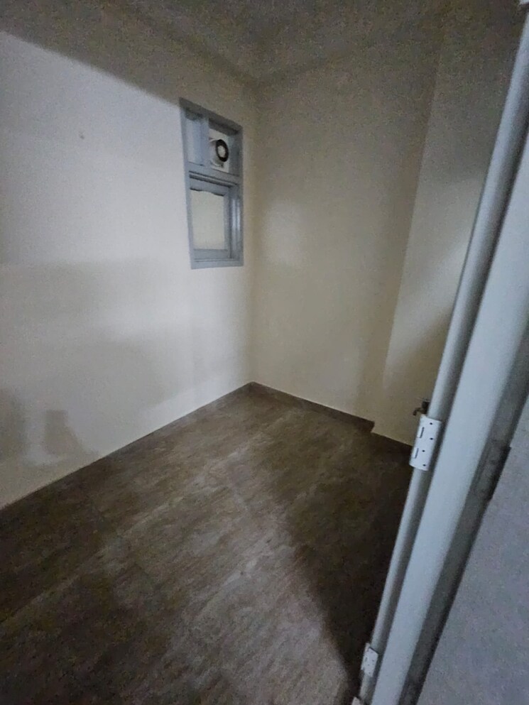 Room, patel nagar 2 Bedroom 650 Sq.Ft. Builder Floor In Patel Nagar Delhi 9189047