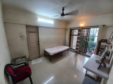 Master Bedroom in 2 BHK Apartment at AP Panch Ritu, Powai – for Rent